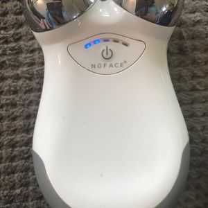 Pre-owned Nuface Mini facial toner